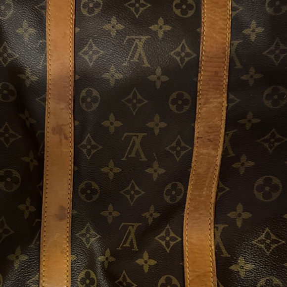 Louis Vuitton Monogram Travel Bag - Picture 4 of 9